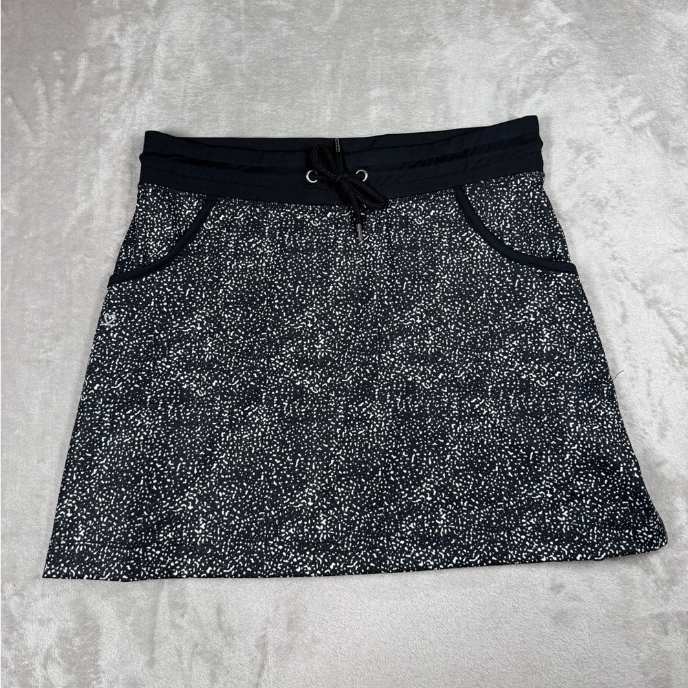 Daily Sports Women’s Black White Mini Golf Athletic Sporty Skirt Size Medium